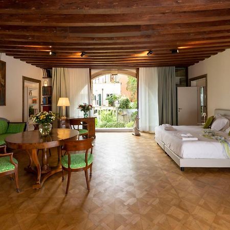 Mocenigo Grand Canal Luxury Suites Venice Exterior photo